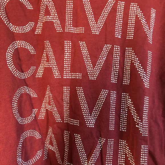 Calvin Klein - Picture 2 of 4